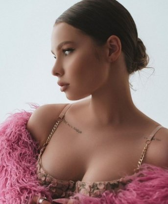 Нафаня, 20 лет